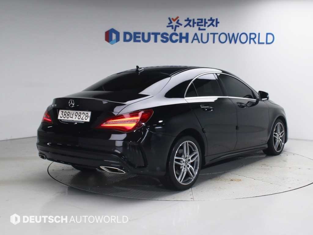 벤츠 CLA 클래스 CLA클래스 CLA 220 AMG LINE 이미지 2