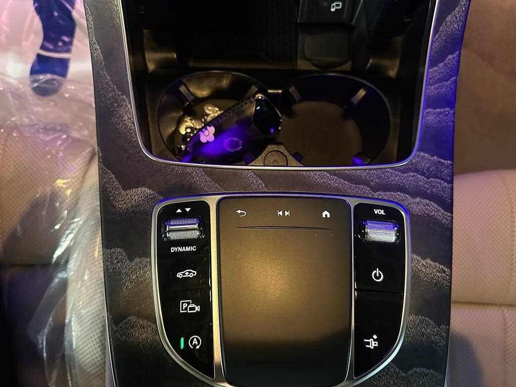 벤츠 E 클래스 E-클래스 W213 E450 4MATIC 쿠페 이미지 12