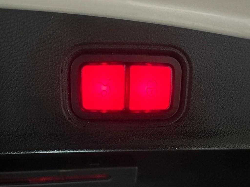 벤츠 E 클래스 E-클래스 W213 E450 4MATIC 쿠페 이미지 18
