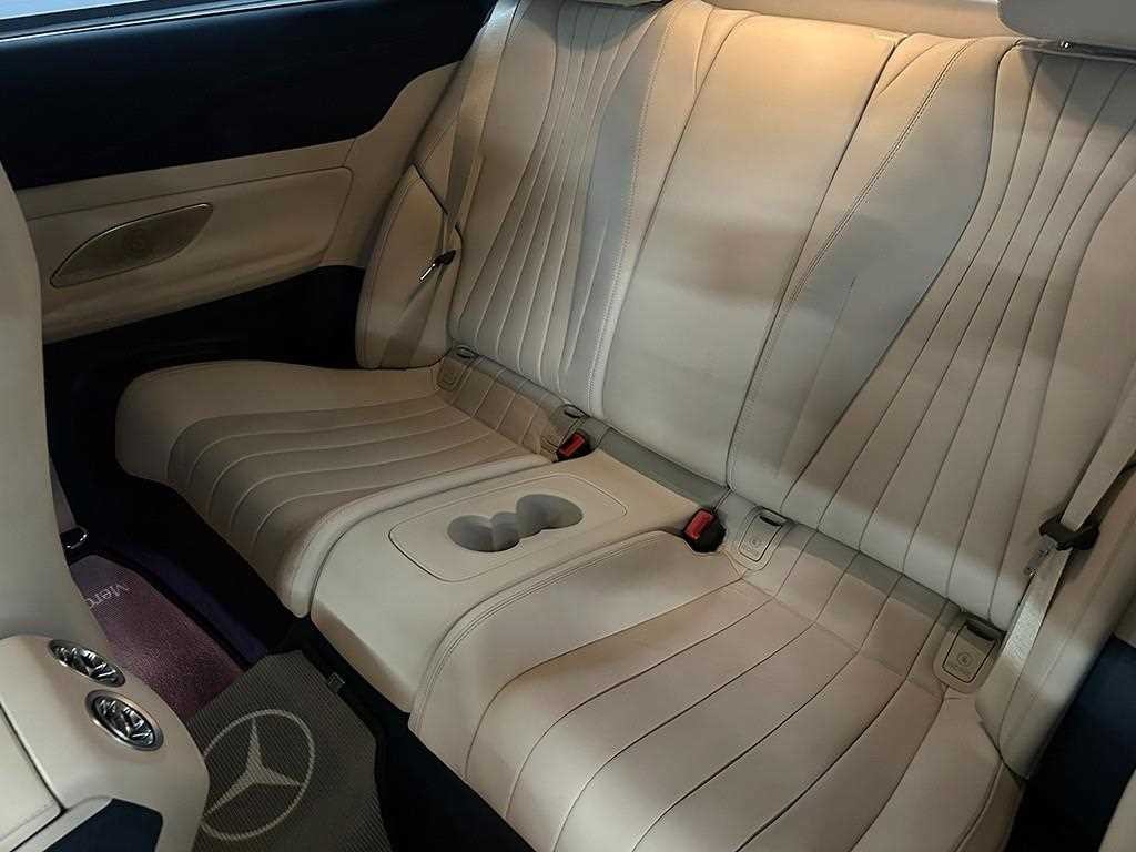 벤츠 E 클래스 E-클래스 W213 E450 4MATIC 쿠페 이미지 7
