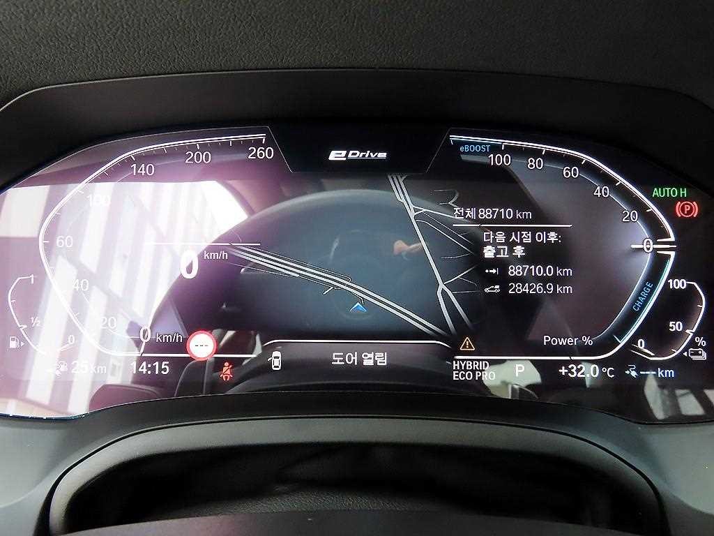 BMW 3시리즈 3시리즈 (G20) 330e M 스포츠 이미지 9