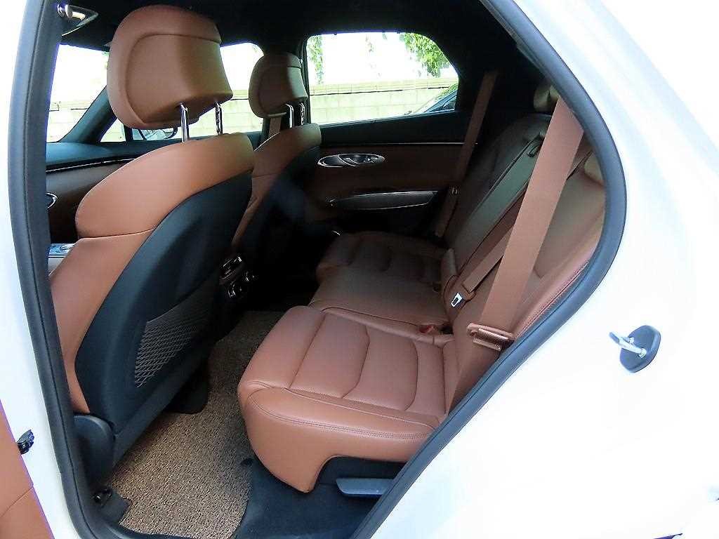 제네시스 GV70 2.5T 가솔린 AWD 기본형 이미지 6