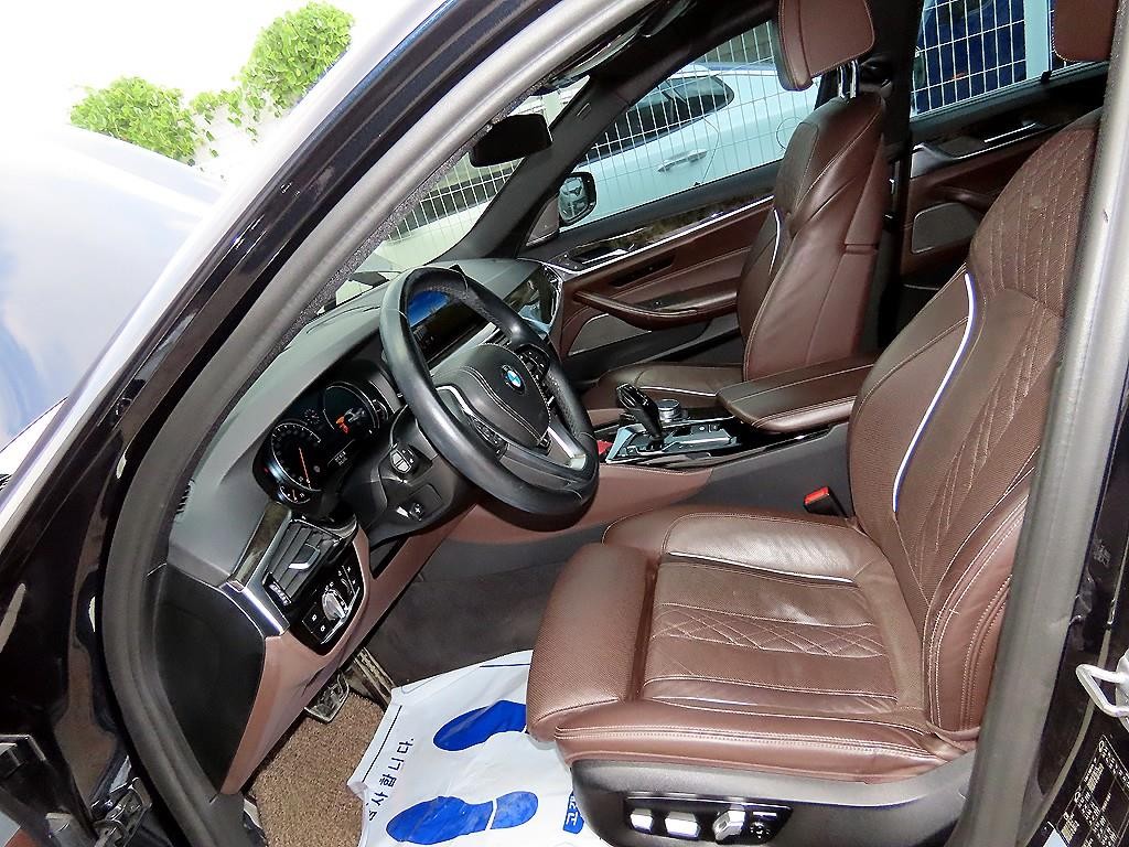 BMW 5시리즈 5시리즈 (G30) 530d M 스포츠 이미지 5