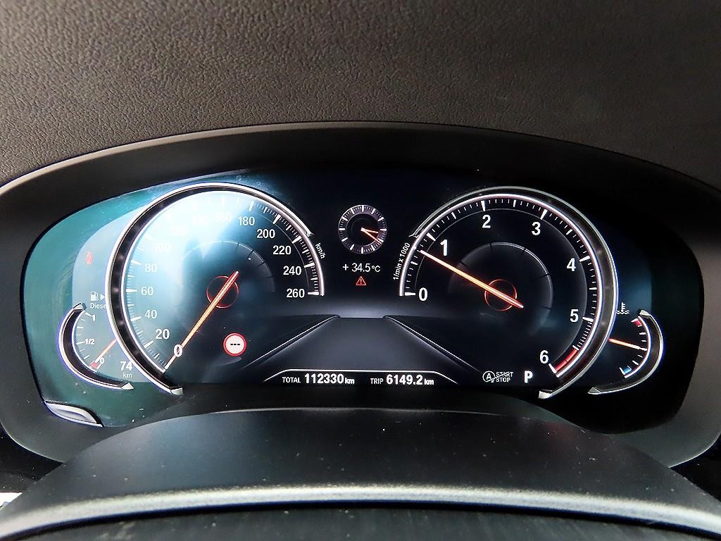 BMW 5시리즈 5시리즈 (G30) 530d M 스포츠 이미지 9