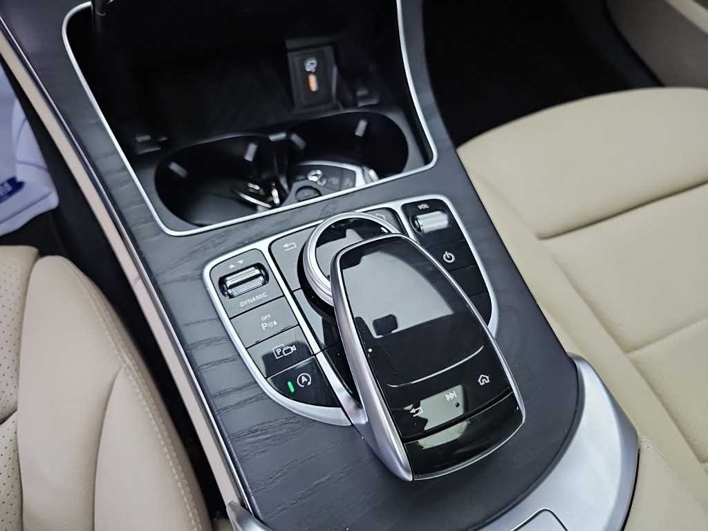 벤츠 C 클래스 C클래스 W205 C220 d 아방가르드 이미지 16