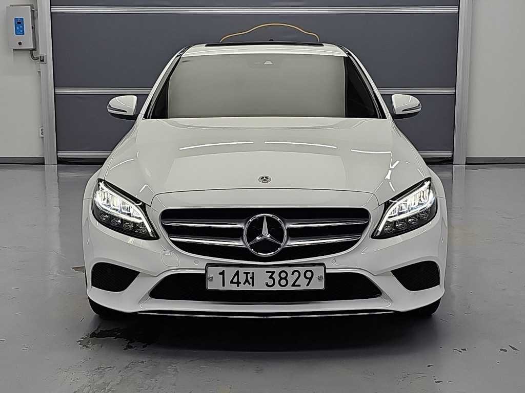 벤츠 C 클래스 C클래스 W205 C220 d 아방가르드 이미지 2