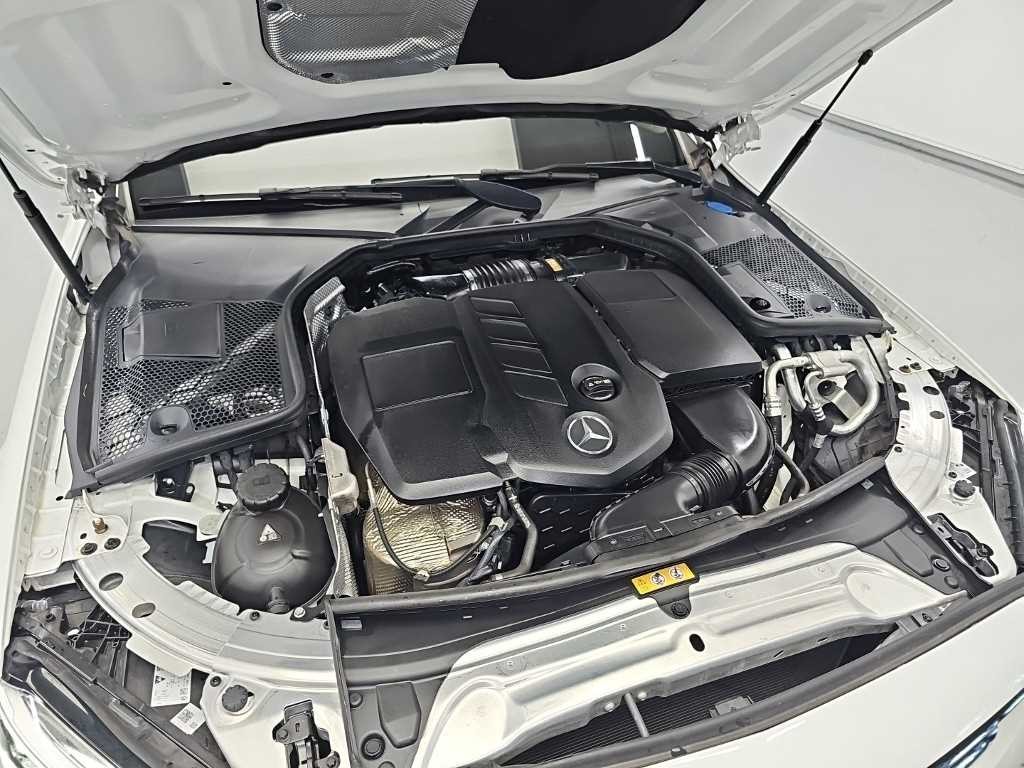 벤츠 C 클래스 C클래스 W205 C220 d 아방가르드 이미지 5