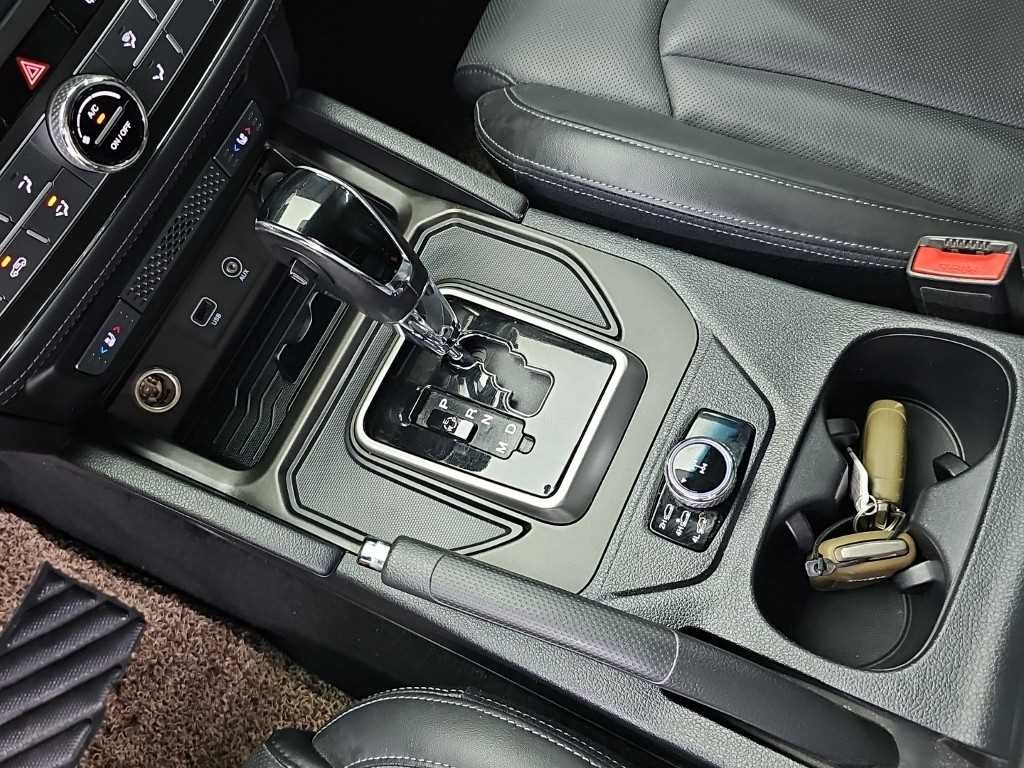 KG모빌리티(쌍용) 렉스턴 렉스턴 스포츠 4WD 디젤 2.2 노블레스 이미지 8