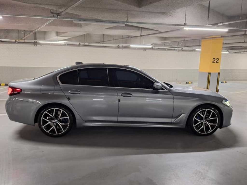 BMW 5시리즈 5시리즈 (G30) 530i xDrive M 스포츠 이미지 5