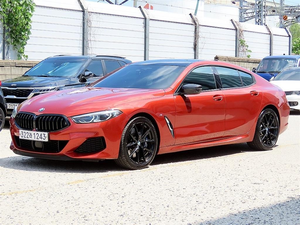 BMW 8시리즈 8시리즈 (G15) 840i xDrive M 스포츠 그란쿠페 기본형 이미지 2