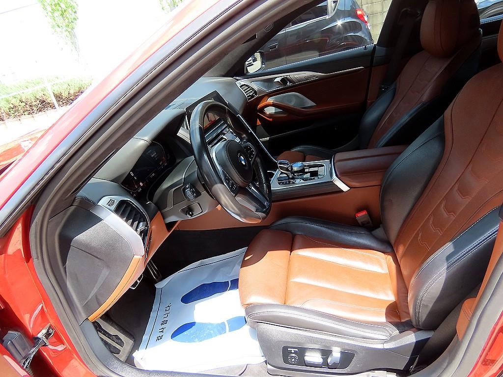 BMW 8시리즈 8시리즈 (G15) 840i xDrive M 스포츠 그란쿠페 기본형 이미지 5