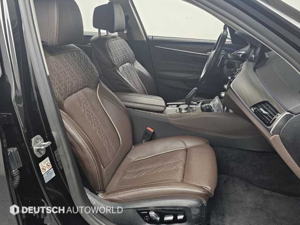 BMW 5시리즈 5시리즈 (G30) 530i 럭셔리 플러스 이미지 10