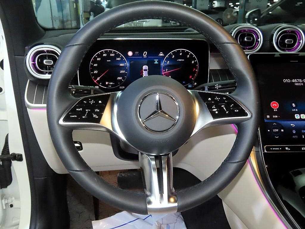 벤츠 GLC 클래스 GLC클래스 X254 GLC300 4MATIC 쿠페 아방가르드 이미지 8