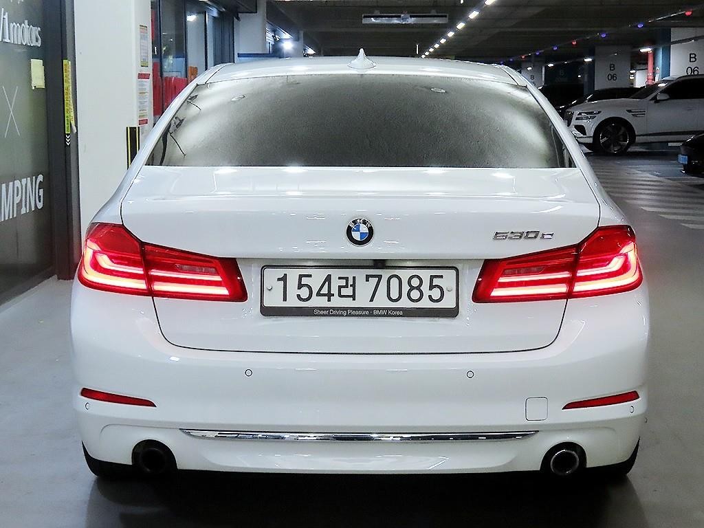 BMW 5시리즈 5시리즈 (G30) 530e 럭셔리 플러스 이미지 5
