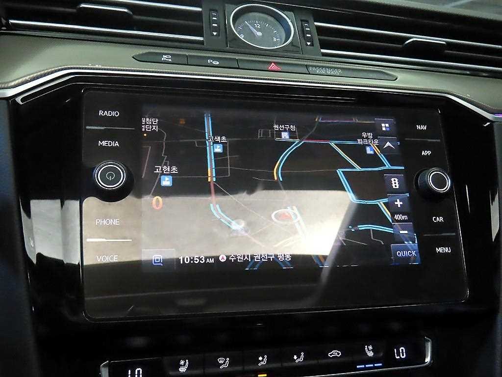폭스바겐 아테온 2.0 TDI 엘레강스 프레스티지 이미지 13