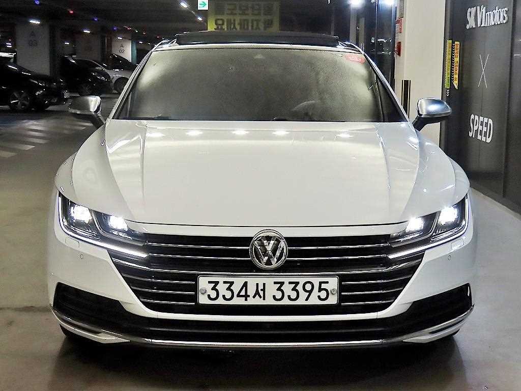 폭스바겐 아테온 2.0 TDI 엘레강스 프레스티지 이미지 2