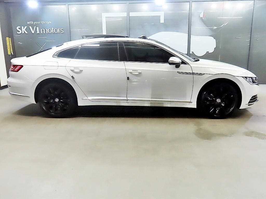 폭스바겐 아테온 2.0 TDI 엘레강스 프레스티지 이미지 3