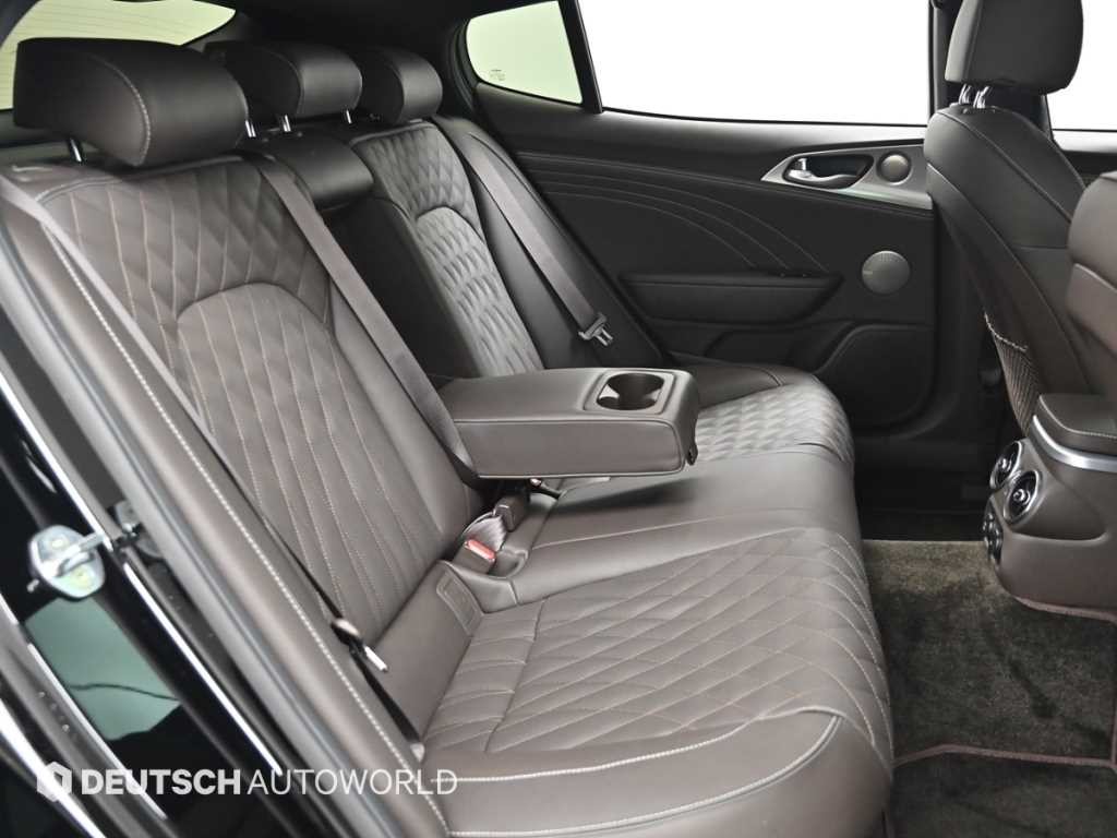 기아 스팅어 스팅어 마이스터 AWD 3.3 GT 이미지 12