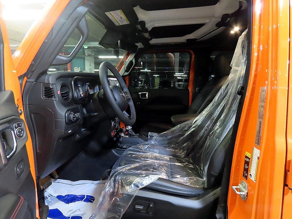 지프 글래디에이터 3.6 루비콘 4WD 이미지 6