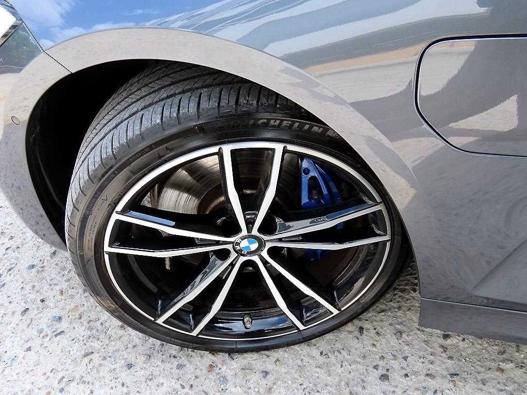 BMW 3시리즈 3시리즈 (G20) 330e M 스포츠 이미지 19