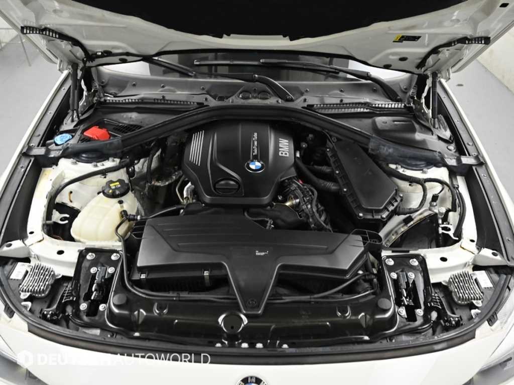 BMW 3시리즈 3시리즈 (G20) 320d M 스포츠 이미지 6