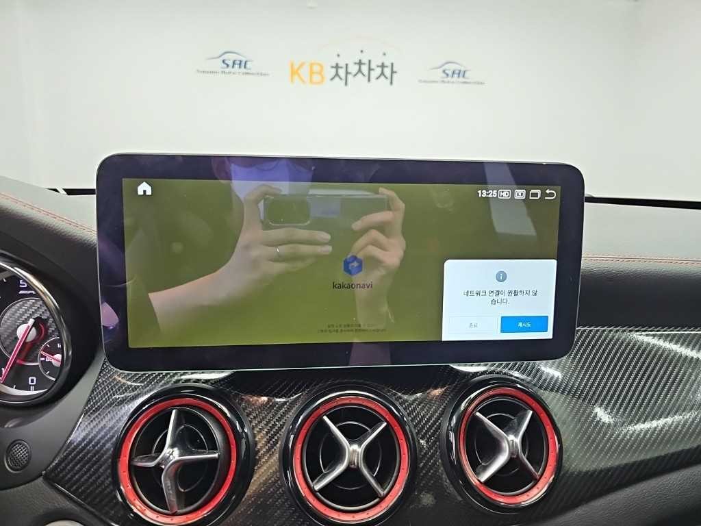 벤츠 GLA 클래스 GLA클래스 X156 GLA45 AMG 4MATIC 이미지 14