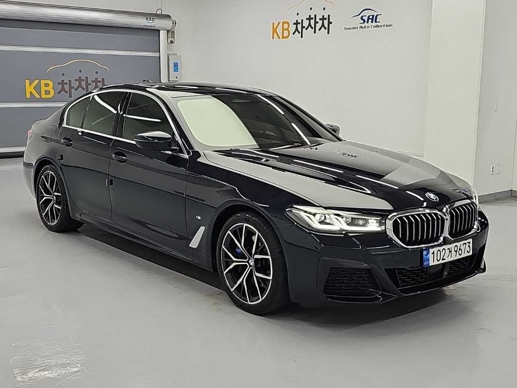 BMW 5시리즈 5시리즈 (G30) 530i xDrive M 스포츠 이미지 4