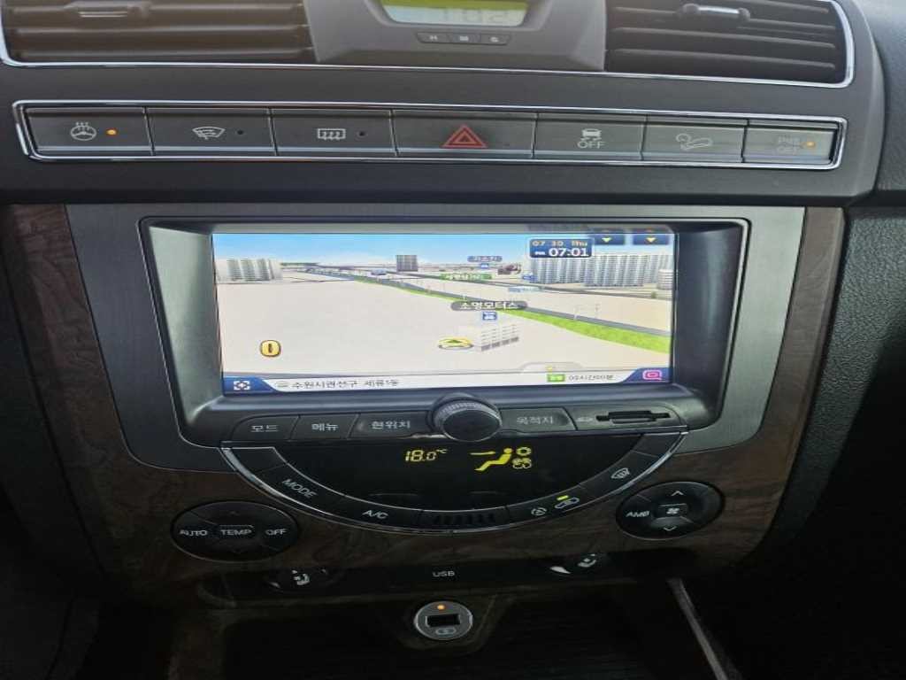 KG모빌리티(쌍용) 렉스턴 렉스턴W 2.2 4WD RX7 프레스티지 이미지 7