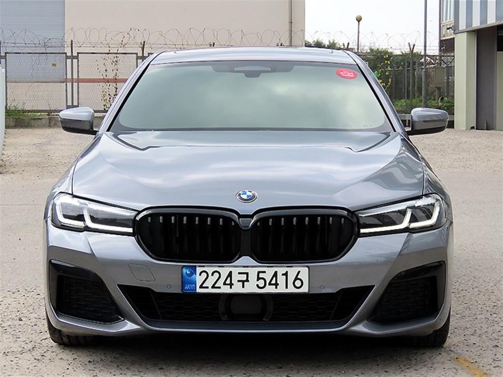 BMW 5시리즈 5시리즈 (G30) 523d M 스포츠 이미지 1