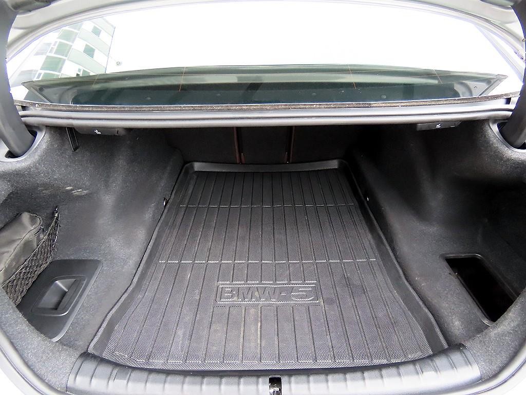 BMW 5시리즈 5시리즈 (G30) 523d M 스포츠 이미지 17