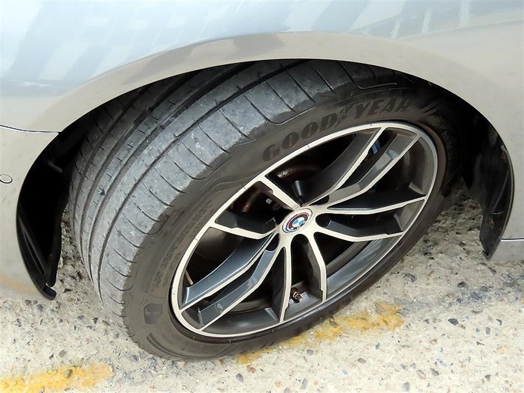 BMW 5시리즈 5시리즈 (G30) 523d M 스포츠 이미지 20
