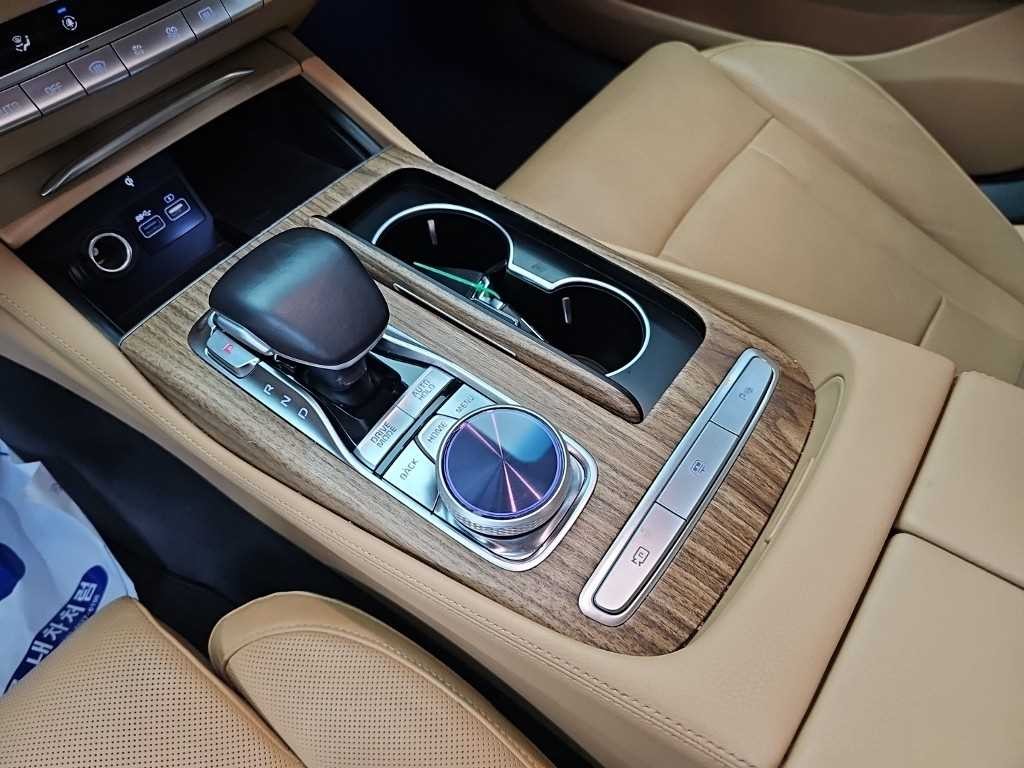 기아 K9 더 뉴 K9 2세대 3.8 GDI AWD 마스터즈 이미지 8