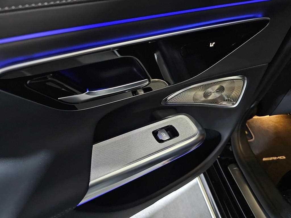 벤츠 E 클래스 E-클래스 W214 E300 4MATIC 익스클루시브 이미지 11
