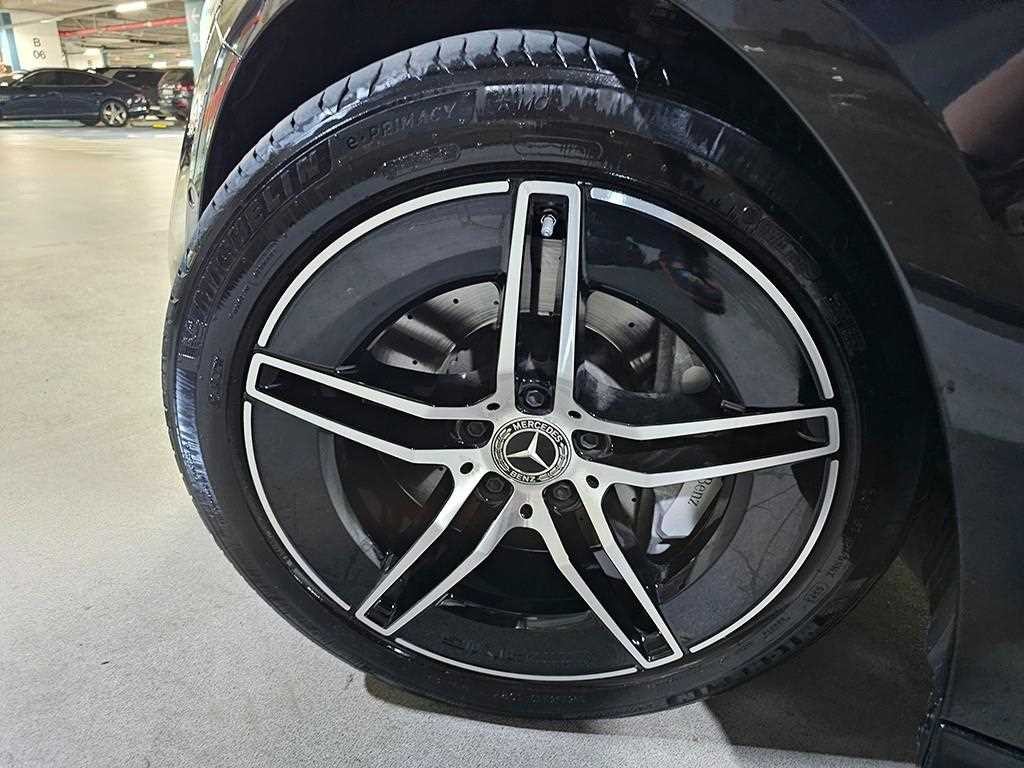 벤츠 E 클래스 E-클래스 W214 E300 4MATIC 익스클루시브 이미지 19