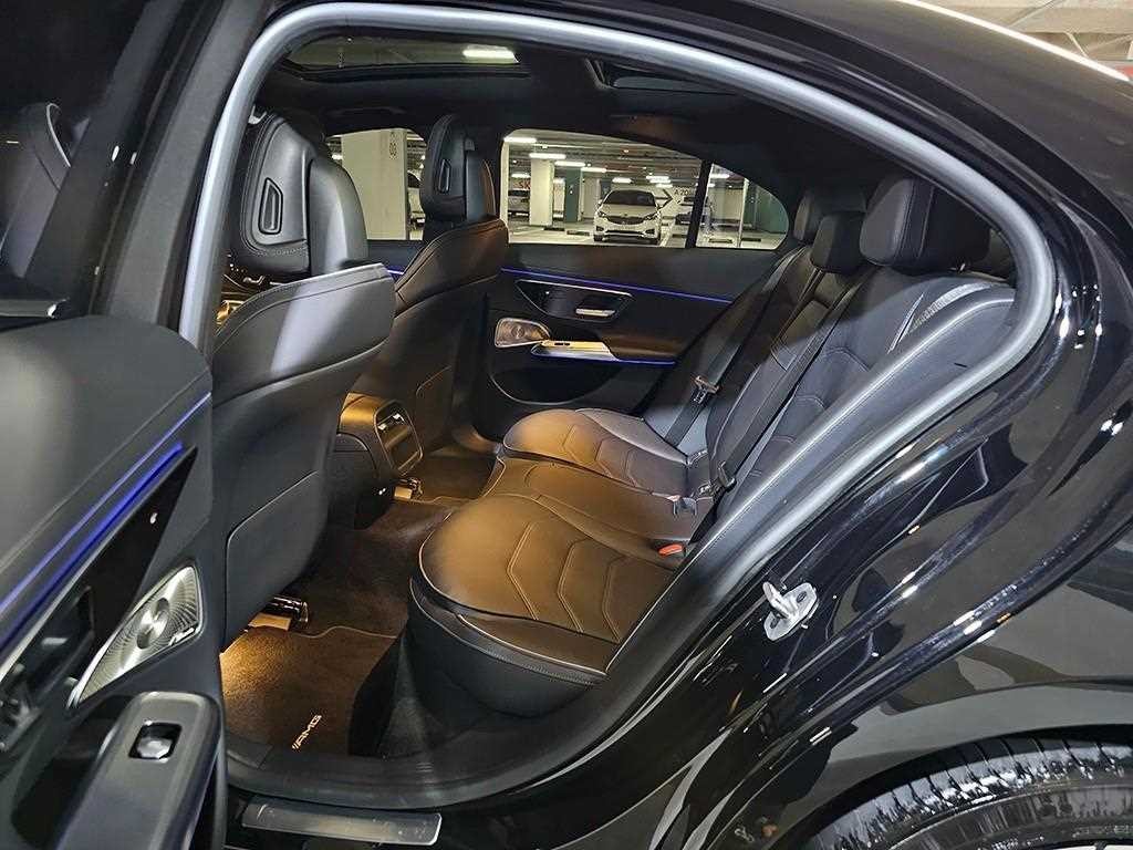 벤츠 E 클래스 E-클래스 W214 E300 4MATIC 익스클루시브 이미지 7