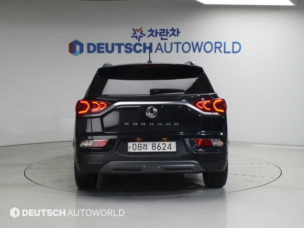 KG모빌리티(쌍용) 코란도 뷰티풀코란도 2WD 디젤 1.6 판타스틱 이미지 3