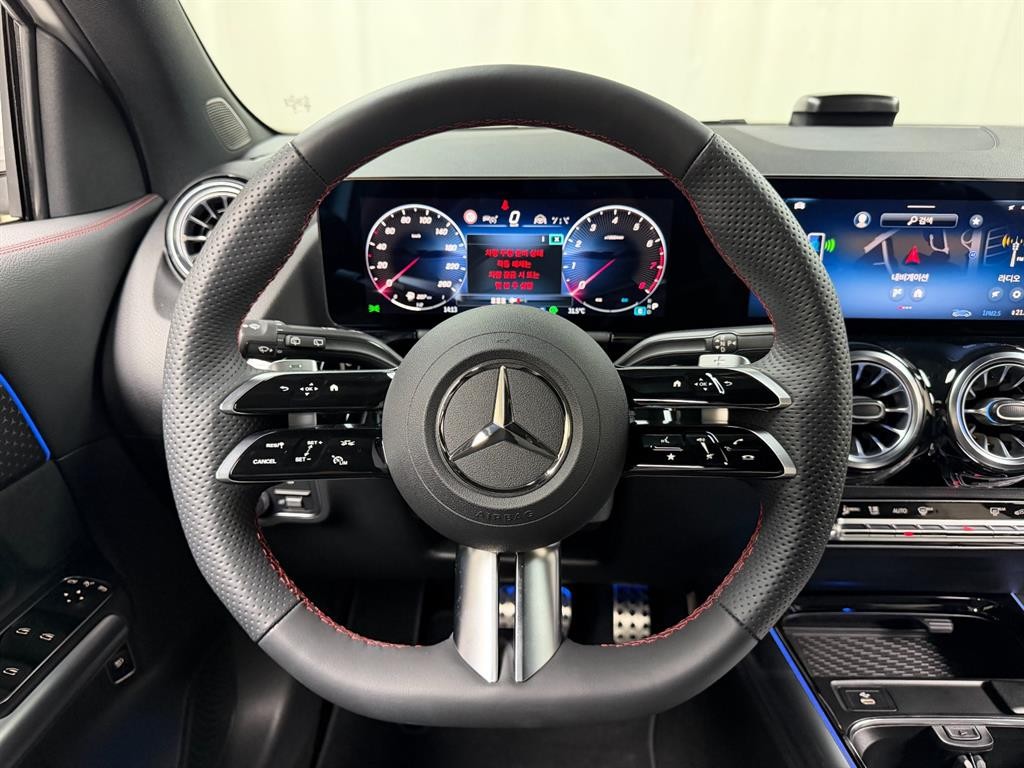 벤츠 GLA 클래스 GLA클래스 H247 GLA250 4MATIC AMG LINE 이미지 8