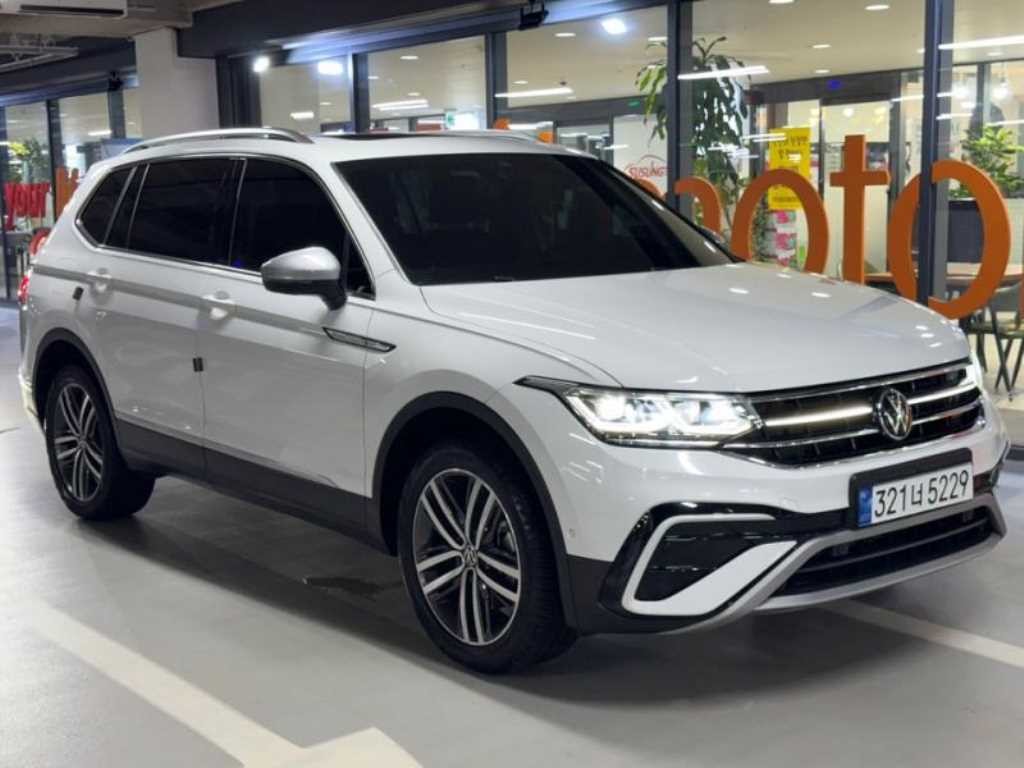 폭스바겐 티구안 티구안 올스페이스 2.0 TSI 프레스티지 이미지 2