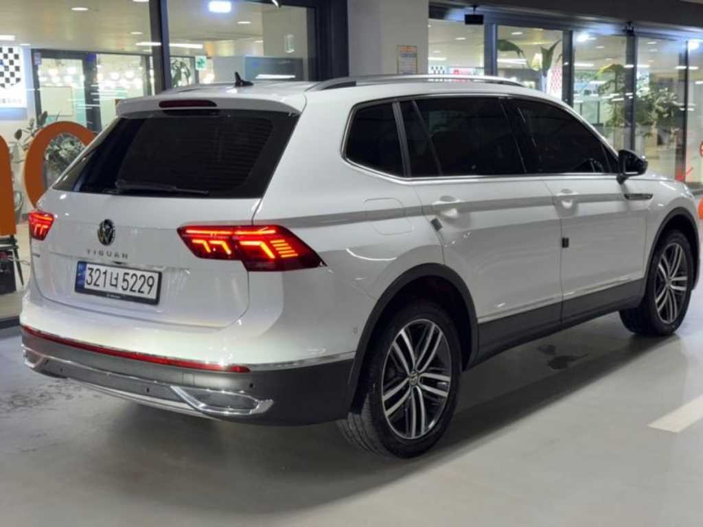 폭스바겐 티구안 티구안 올스페이스 2.0 TSI 프레스티지 이미지 4