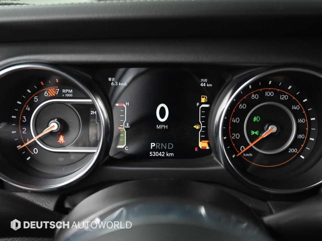 지프 랭글러 랭글러 (JL) 2.0 오버랜드 4도어 파워탑 이미지 8