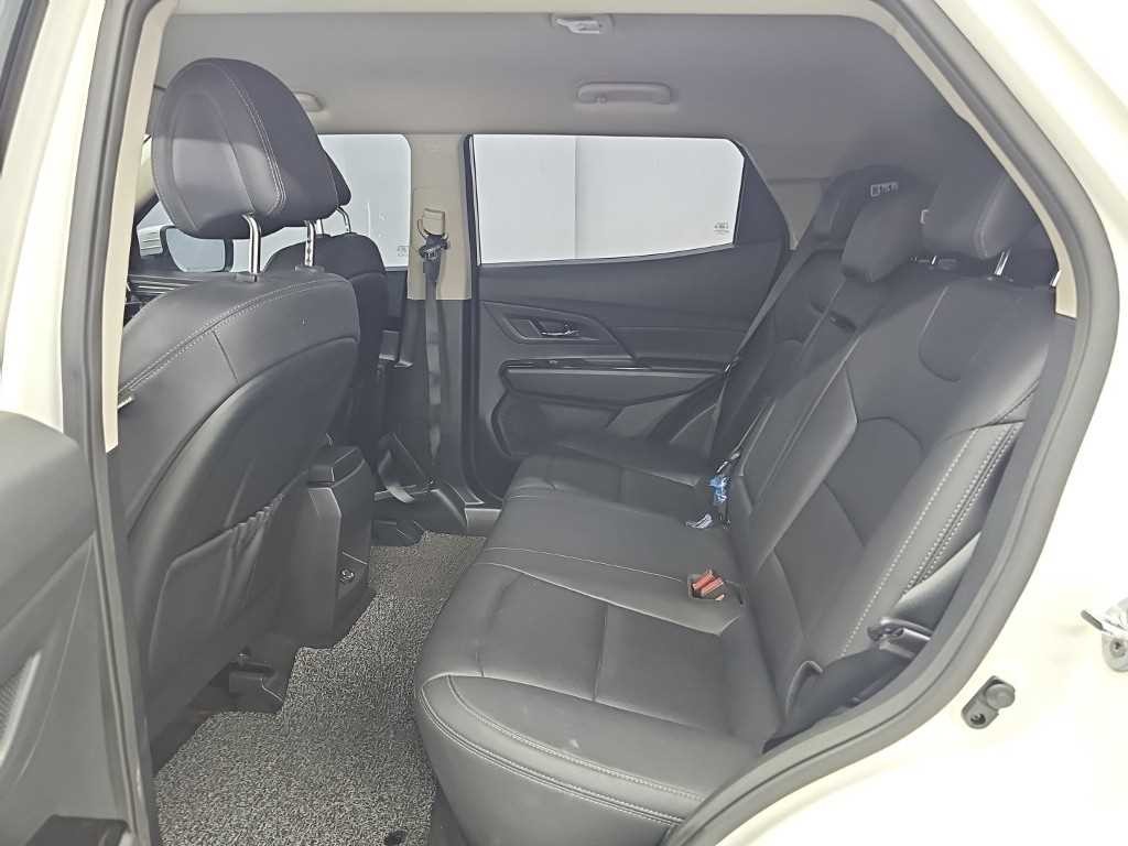 KG모빌리티(쌍용) 코란도 뷰티풀코란도 2WD 가솔린 1.5 C7 이미지 12