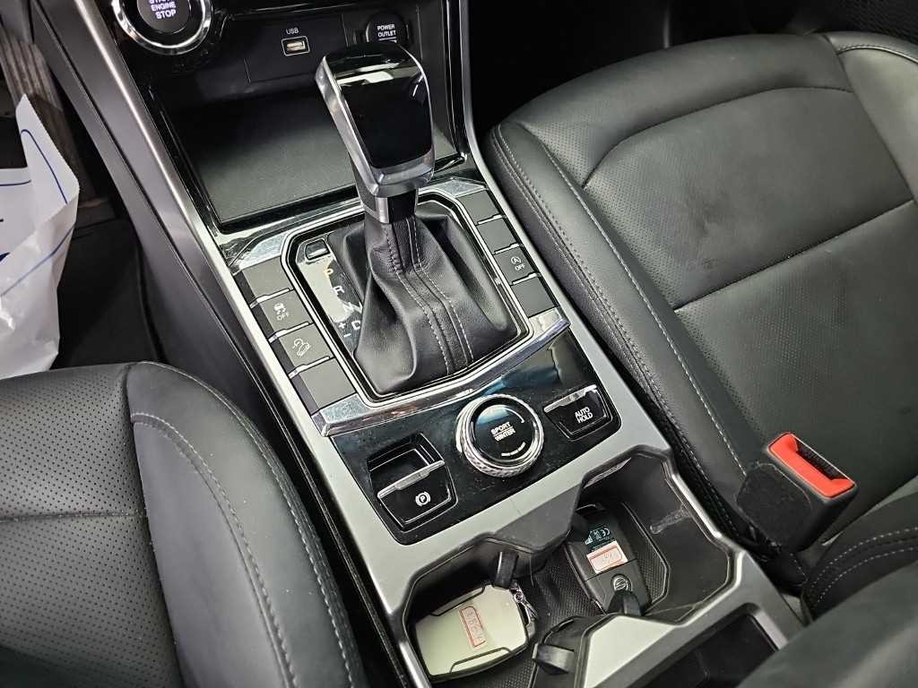 KG모빌리티(쌍용) 코란도 뷰티풀코란도 2WD 가솔린 1.5 C7 이미지 8