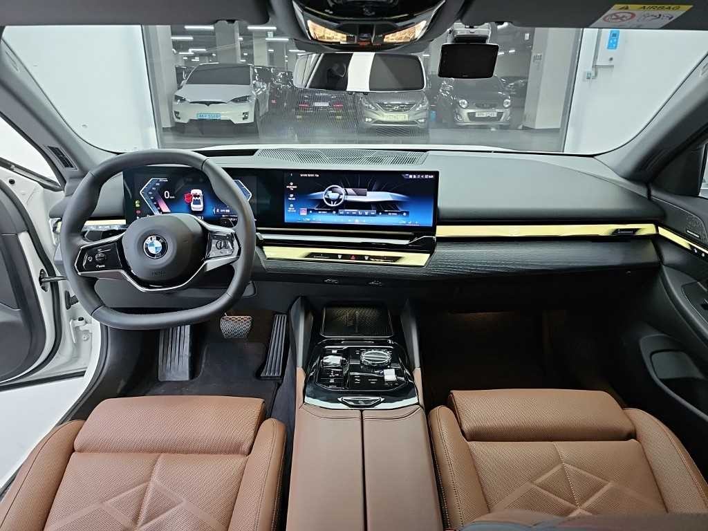 BMW 5시리즈 5시리즈 (G60) 530i xDrive 이미지 7