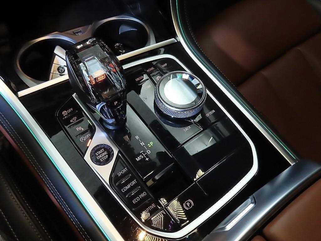 BMW 8시리즈 8시리즈 (G15) M850i xDrive 그란 쿠페 이미지 12