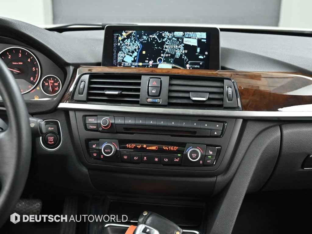 BMW 3시리즈 3시리즈 (F30) 320d 이미지 14