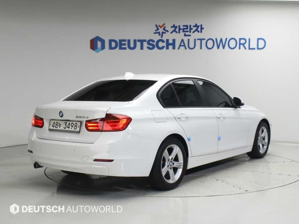 BMW 3시리즈 3시리즈 (F30) 320d 이미지 2