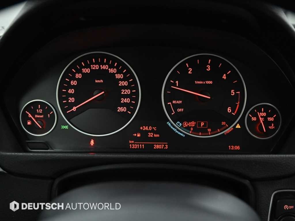 BMW 3시리즈 3시리즈 (F30) 320d 이미지 8