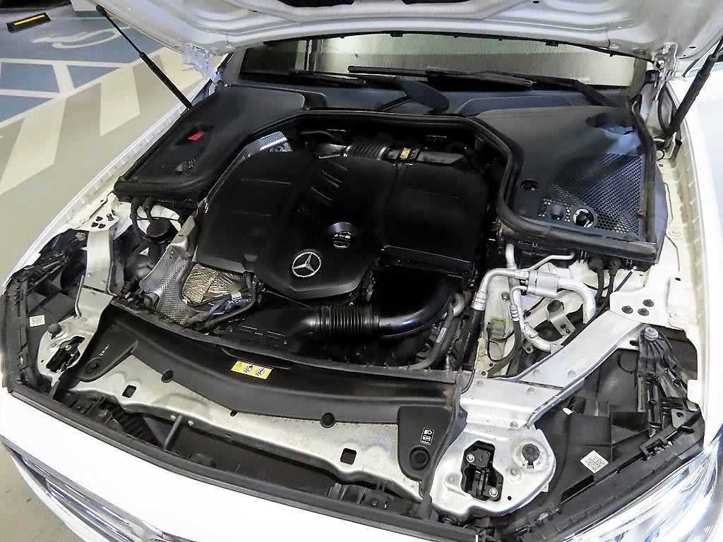 벤츠 E 클래스 E-클래스 W213 E220d 4MATIC 아방가르드 이미지 19
