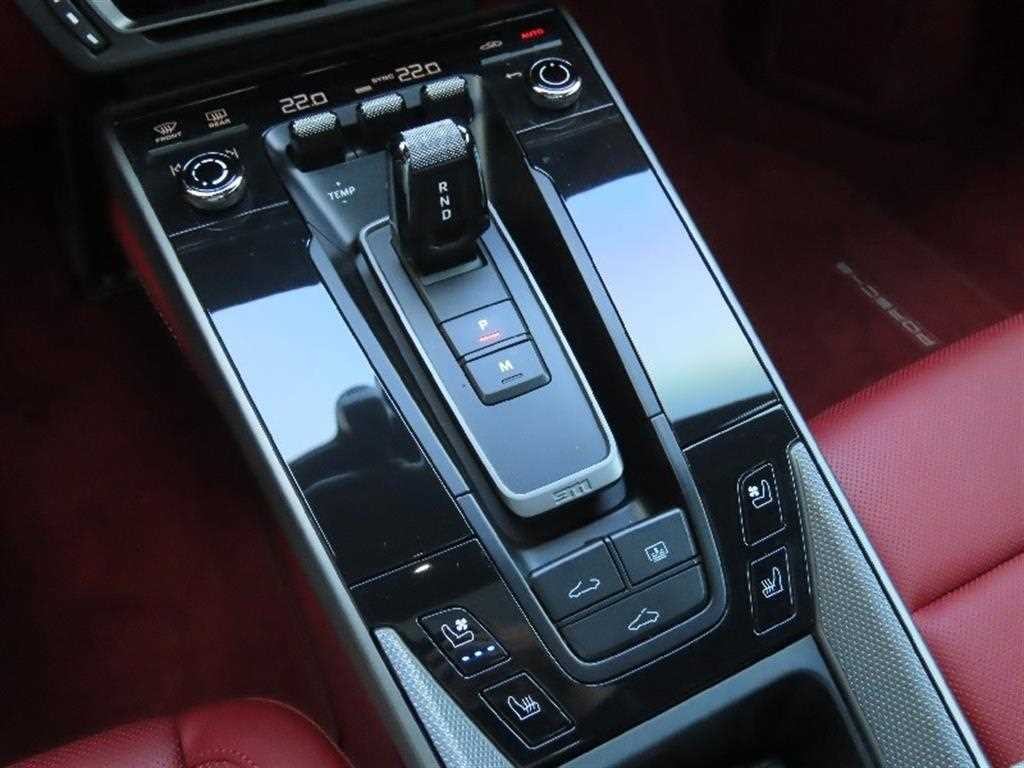 포르쉐 911 911(992) 카레라 4 이미지 6