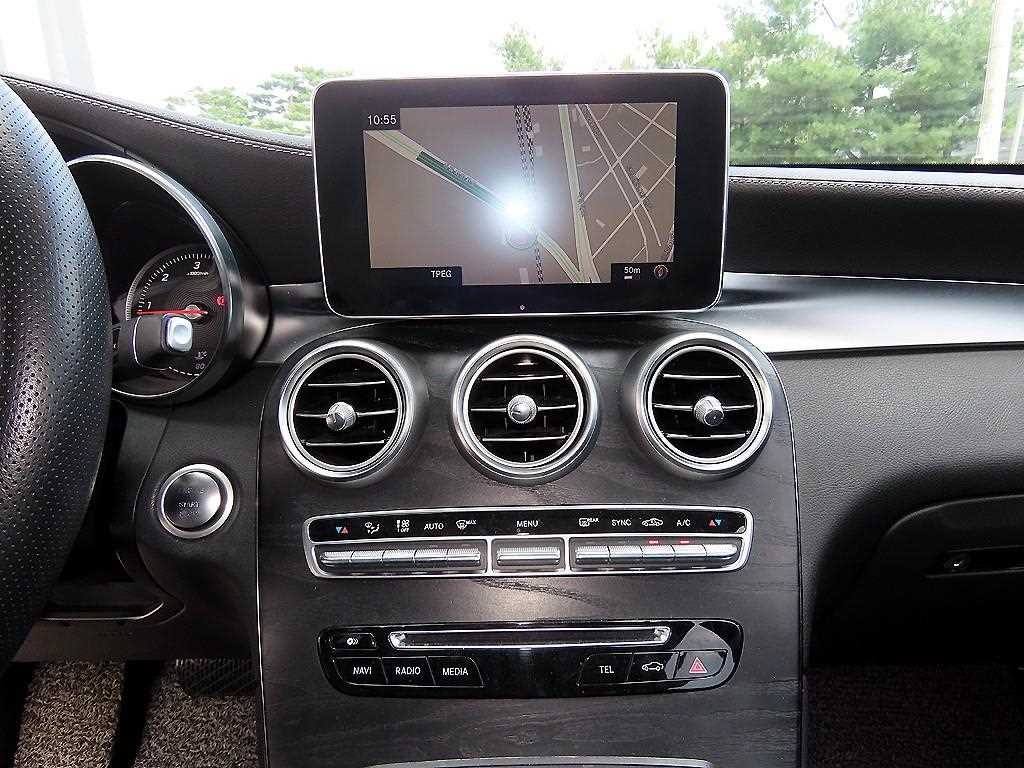 벤츠 GLC 클래스 GLC클래스 X253 GLC 220 d 4MAITC 프리미엄 이미지 13